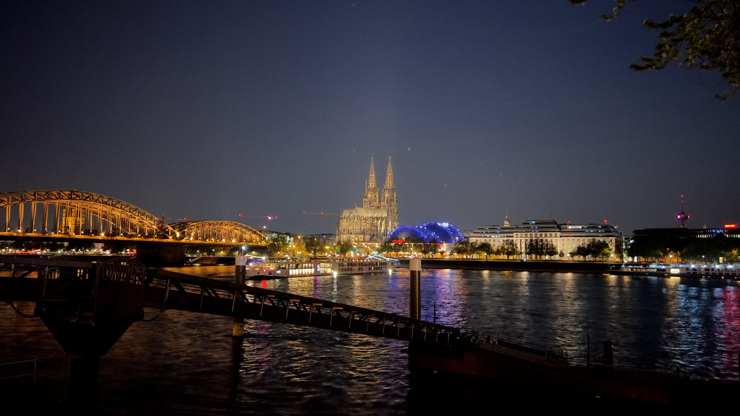 175 Jahre Kolping, Kölner Dom bei Nacht